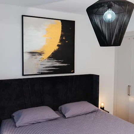 Mykonos Homes - Stilvolles Mit Eigenem Jaccuzzi *