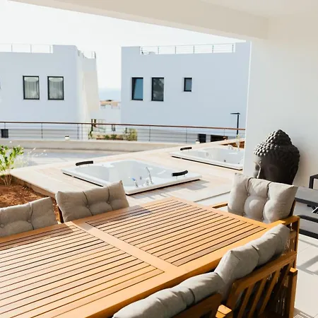 Apartment Mykonos Homes - Stilvolles Mit Eigenem Jaccuzzi *