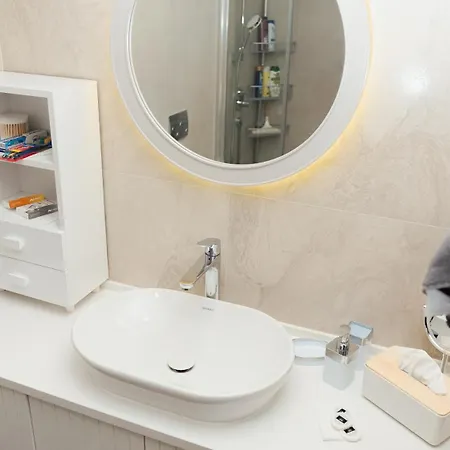 Mykonos Homes - Stilvolles Mit Eigenem Jaccuzzi Apartment Kalogrea