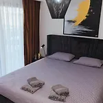 Mykonos Homes - Stilvolles Mit Eigenem Jaccuzzi * Kalogrea