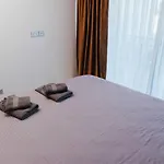 Mykonos Homes - Stilvolles Mit Eigenem Jaccuzzi Daire *