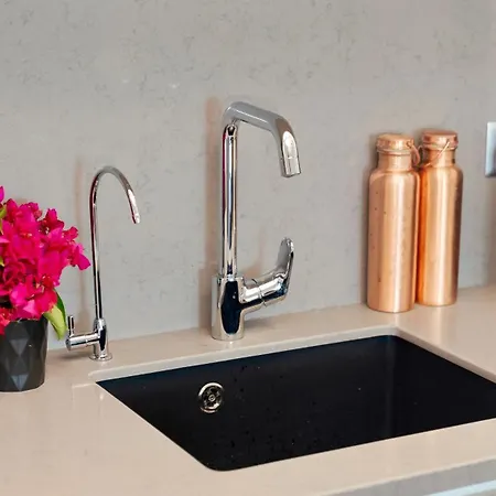 Mykonos Homes - Stilvolles Mit Eigenem Jaccuzzi * Kalogrea