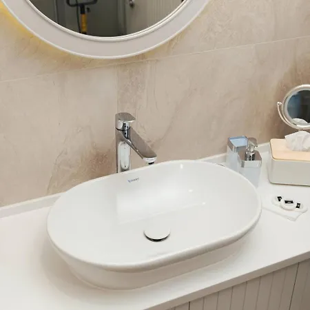 Mykonos Homes - Stilvolles Mit Eigenem Jaccuzzi דירה Kalogrea