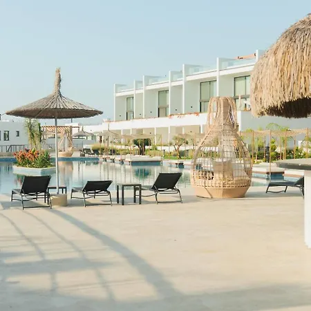 Mykonos Homes - Stilvolles Mit Eigenem Jaccuzzi