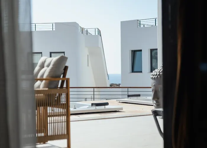 Mykonos Homes - Stilvolles Mit Eigenem Jaccuzzi * Kalogrea