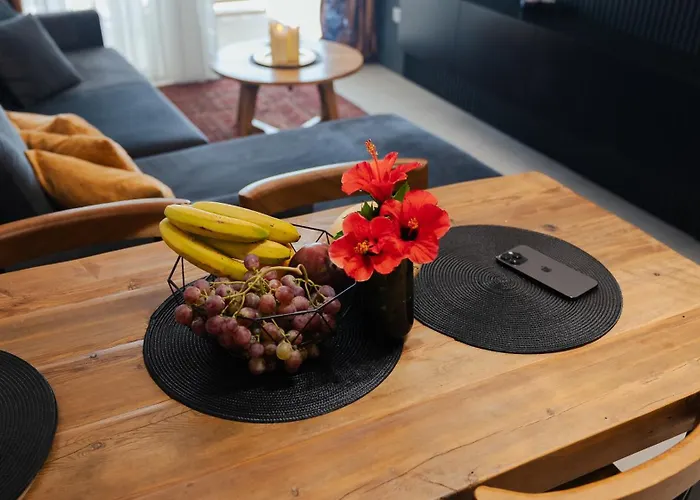 Mykonos Homes - Stilvolles Mit Eigenem Jaccuzzi Kalogrea